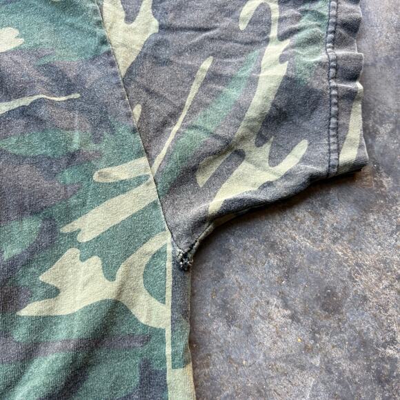 Rare Vintage Disturbed Camo band t-shirt - Picture 7 of 8